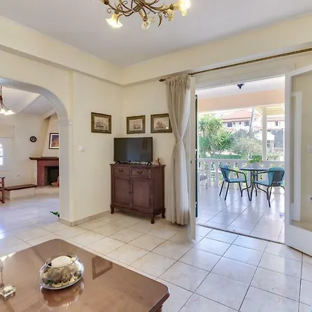 Ina Apartment *